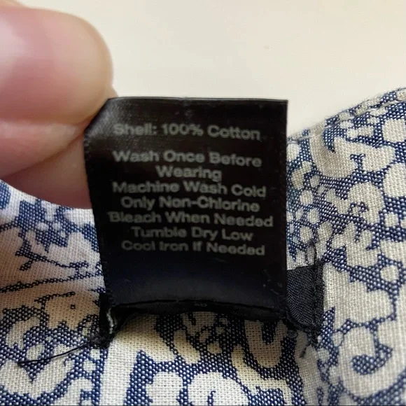 ✨NWOT✨Ann Taylor Blue Patterned Shorts - Picture 4 of 7